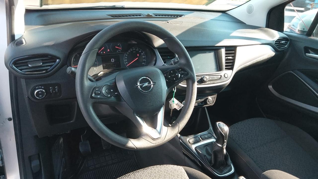 Opel Crossland 1.2 benzina