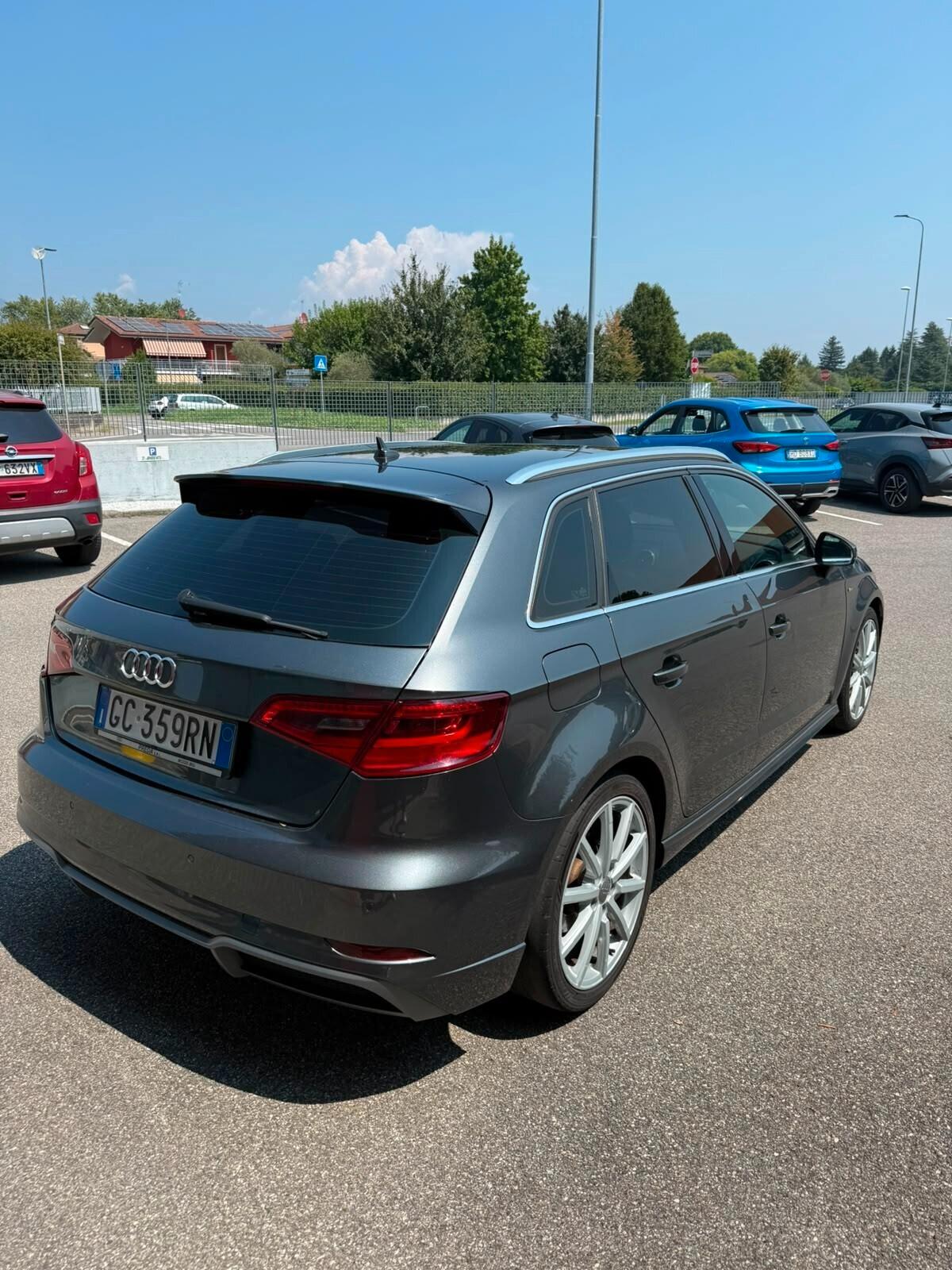 Audi A3 SPB 2.0 TDI 184 CV quattro Stronic Ambition SLINE EDITION