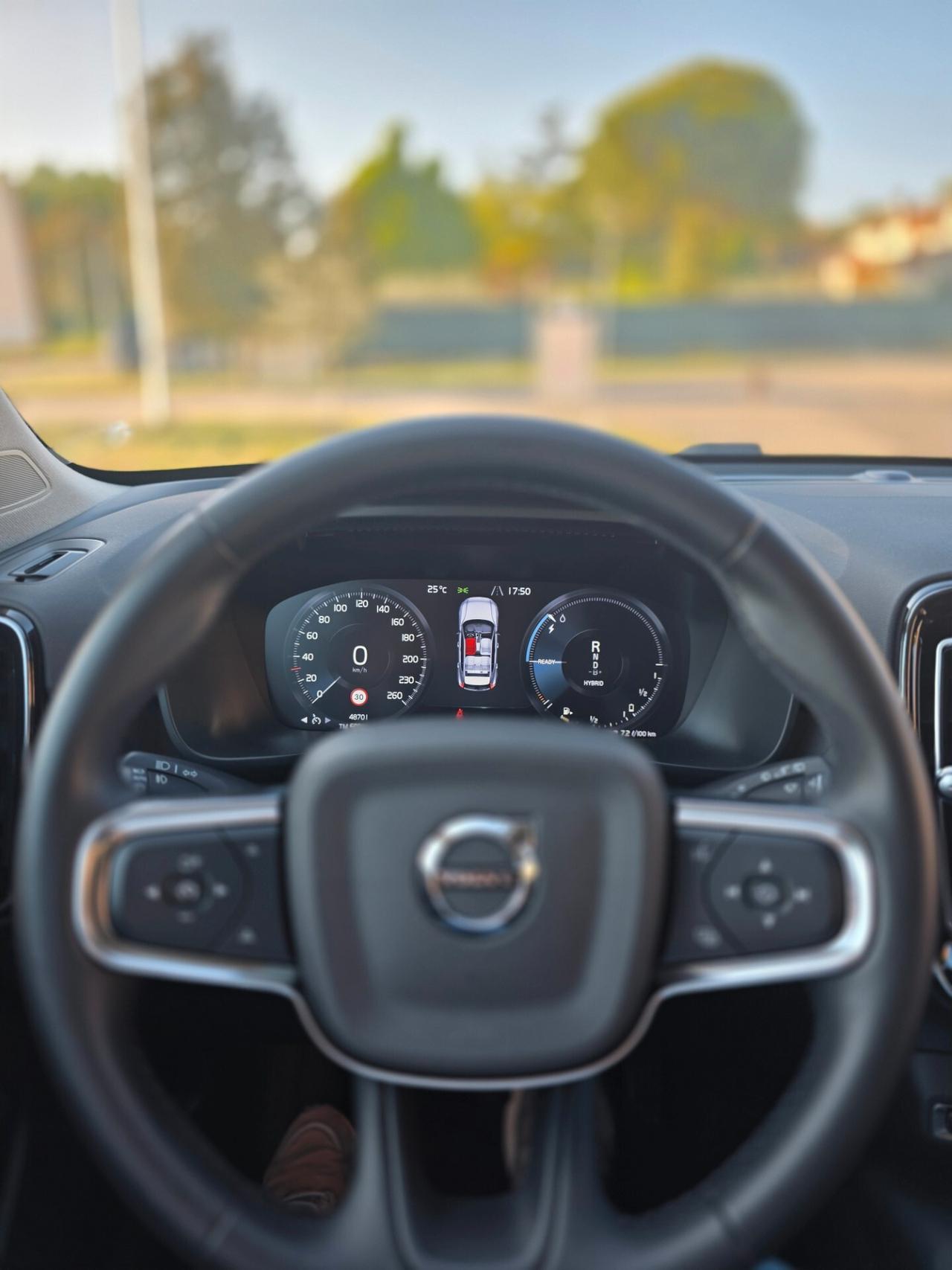 Volvo XC 40 T4 Core Recharge Plug-in Hybrid 211 cv