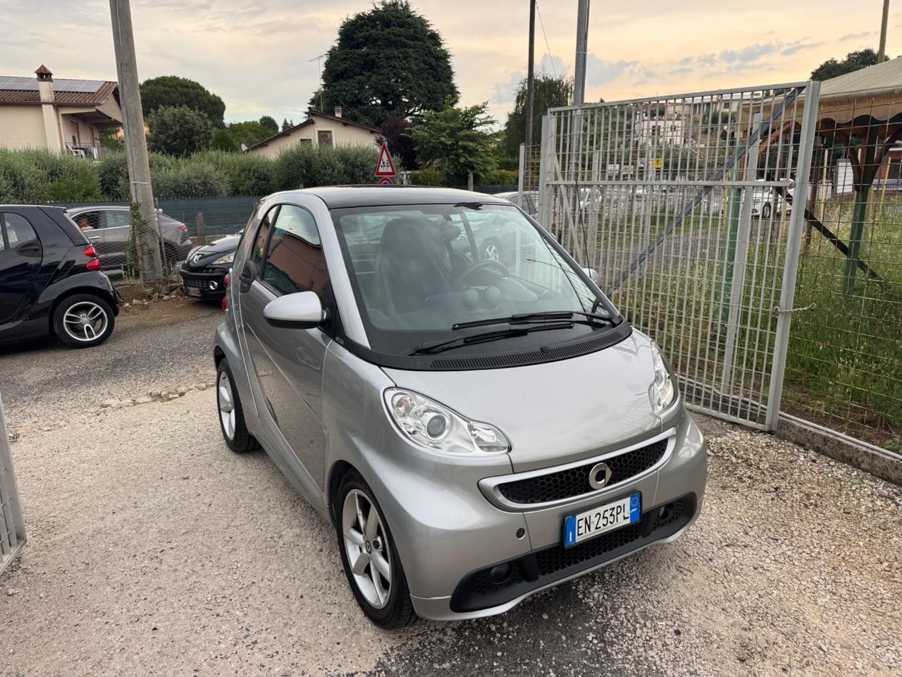 Smart ForTwo 1000 52 kW coupé passion SERVOSTERZO
