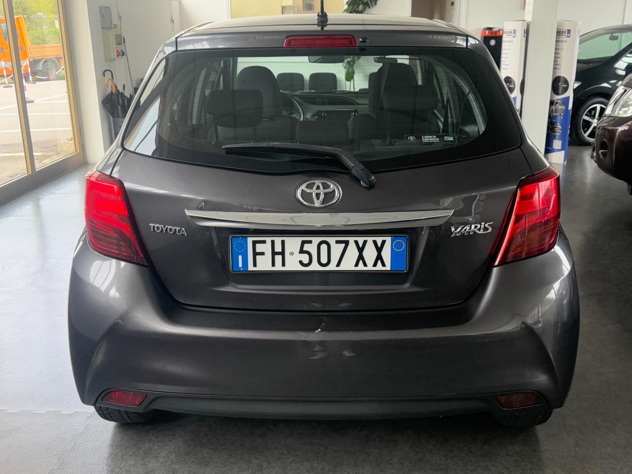 Toyota Yaris 1.0 5 porte Lounge ok neopatentati