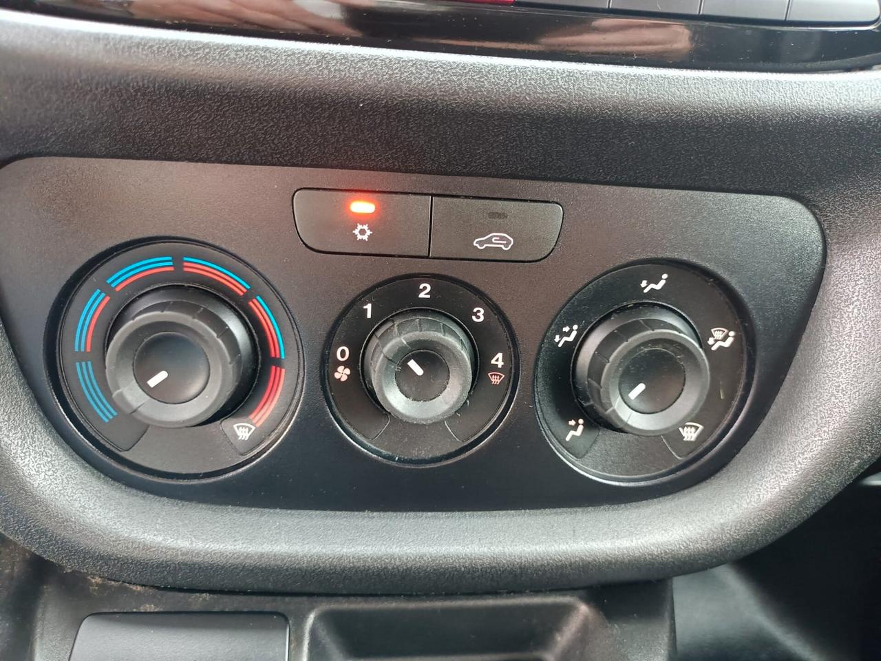 Fiat Doblo DOBLO' CARGO 1.6 MJT MAXI IVATO