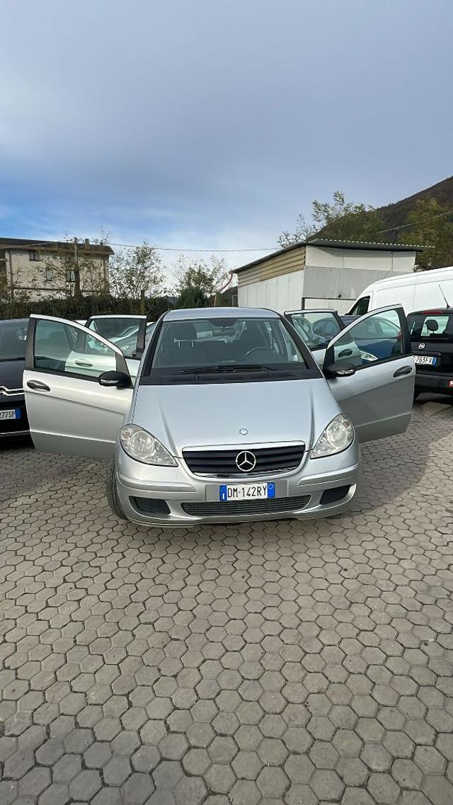 MERCEDES-BENZ A 180 CDI