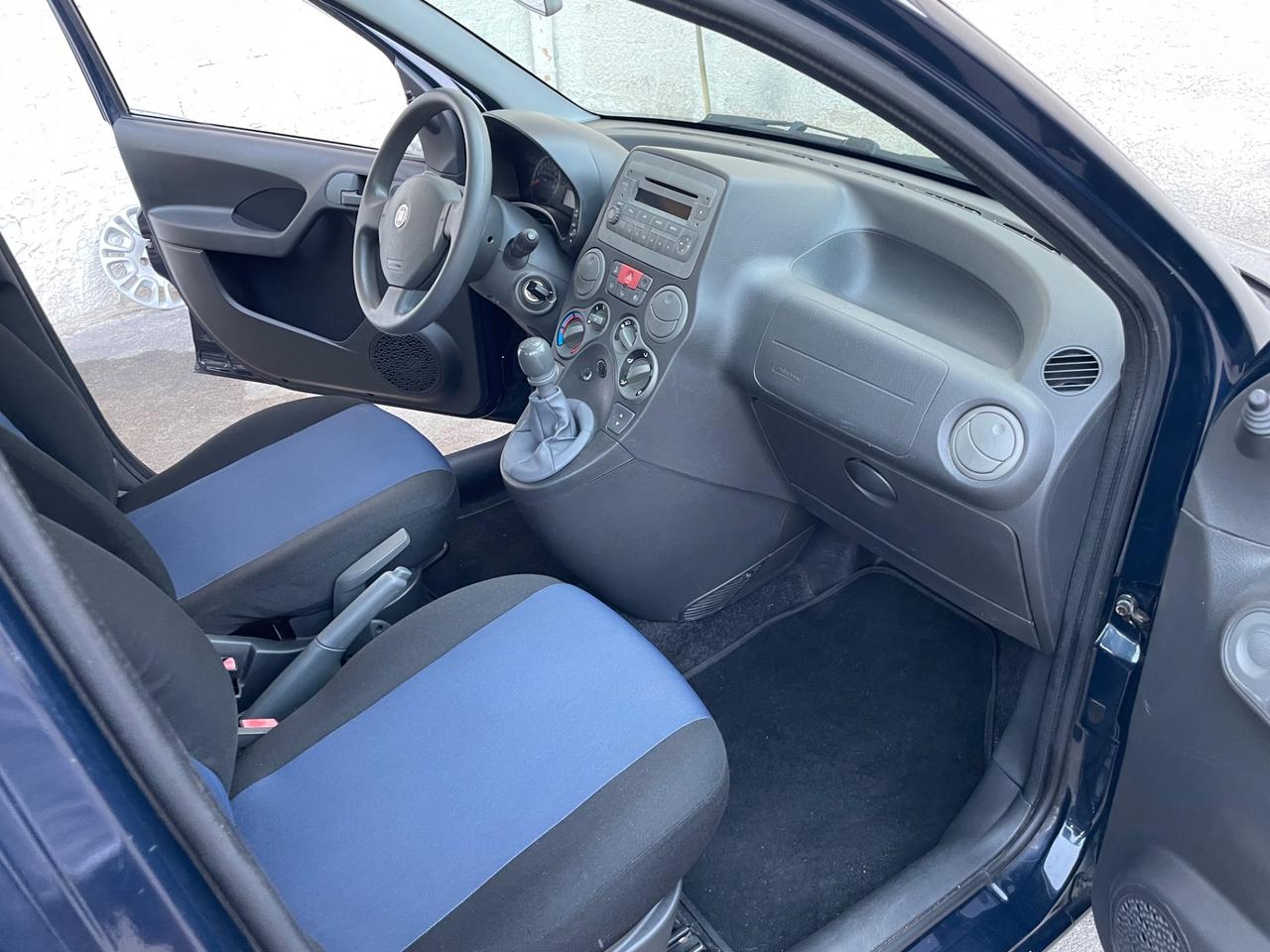 Fiat Panda 1.2 gpl scadenza 2034 full optional tagliandata distribuzione eseguita tutto ok