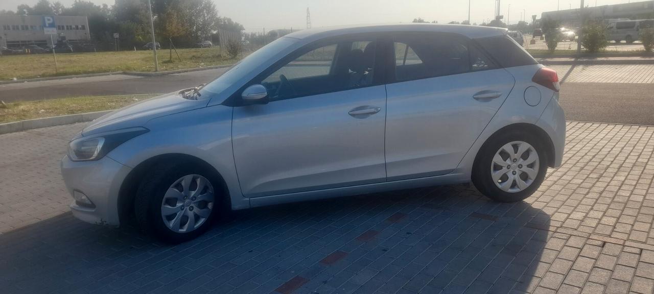 Hyundai i20 1.1 CRDi 12V 5 porte Comfort