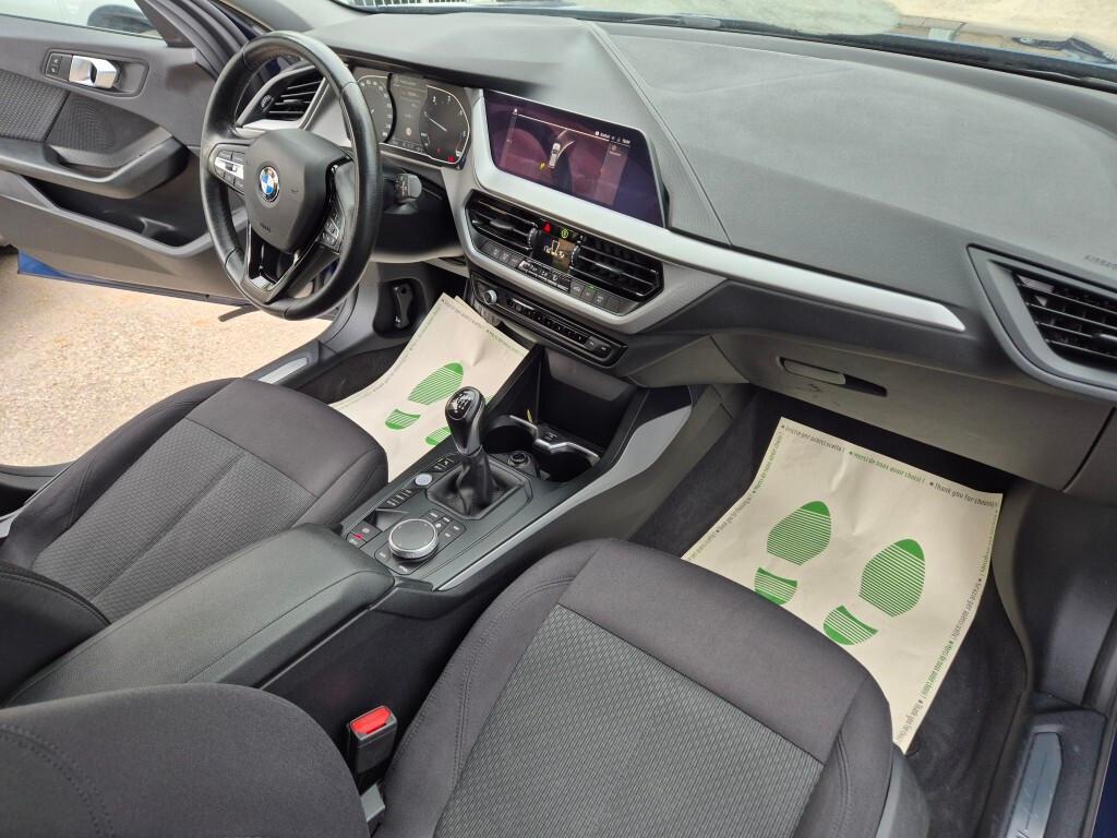 BMW NEW 116d Business UNI-PROPRIETARIO