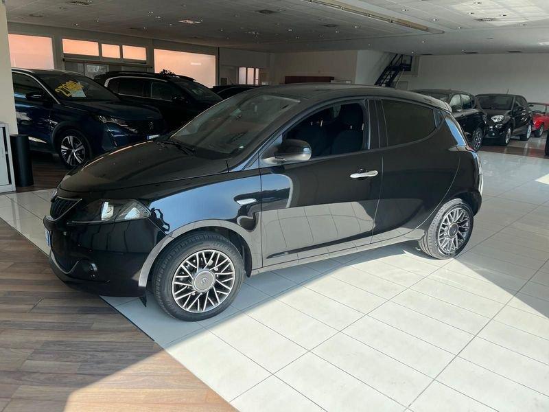 Lancia Ypsilon Ypsilon 1.0 FireFly 5 porte S&S Hybrid Gold Plus