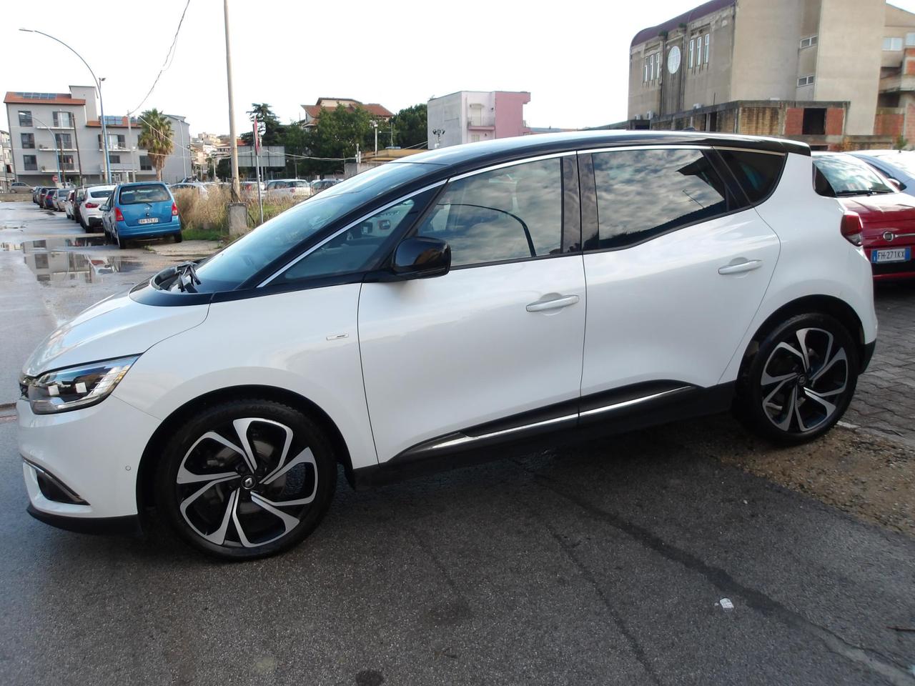 Renault Scenic 1.5 dci energy Bose 110cv edc