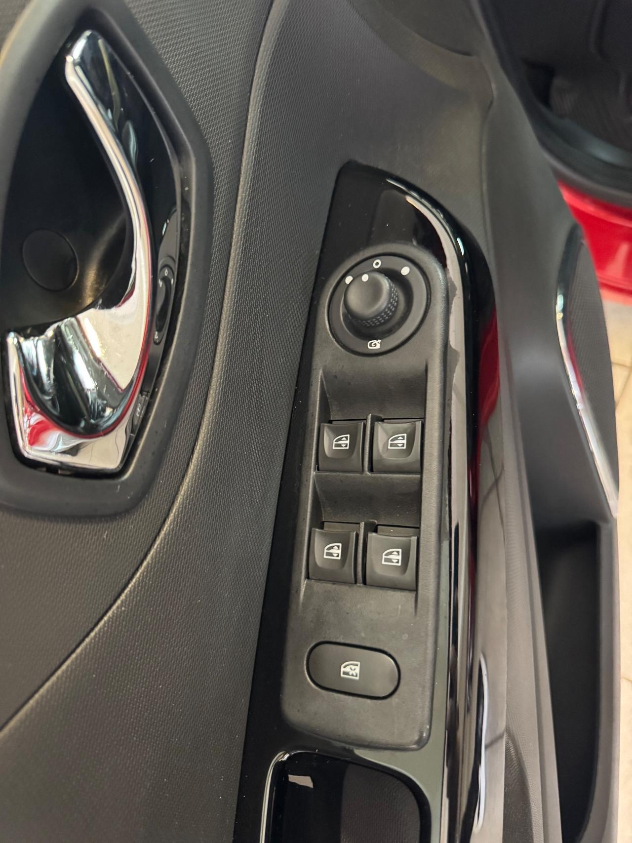 Renault Captur dCi 8V 90 CV EDC Start&Stop Energy Hypnotic