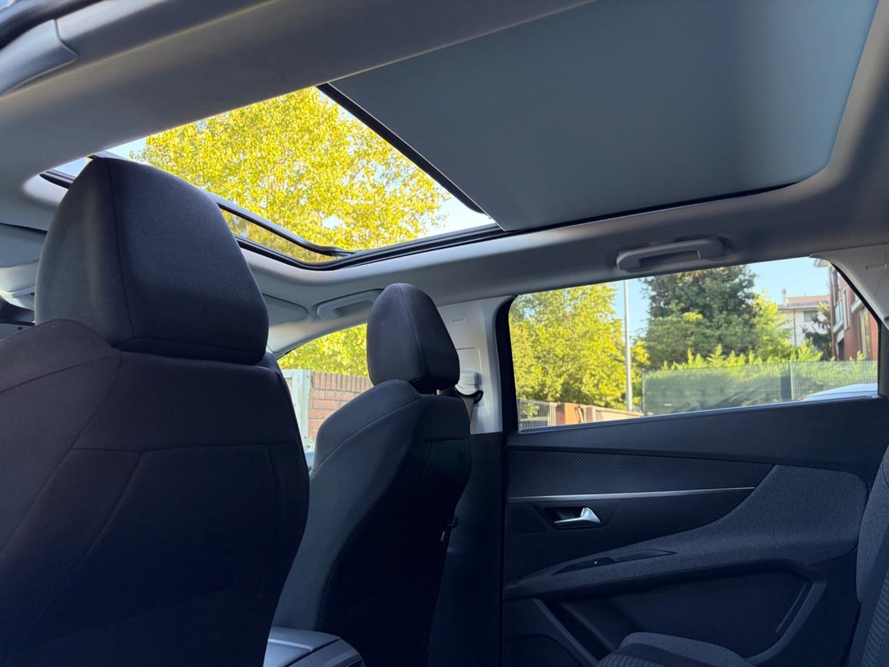 Peugeot 5008 BlueHDi 130 S&S Allure