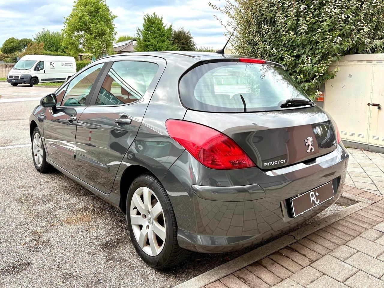 Peugeot 308 1.6 VTi 120CV 5p. Active