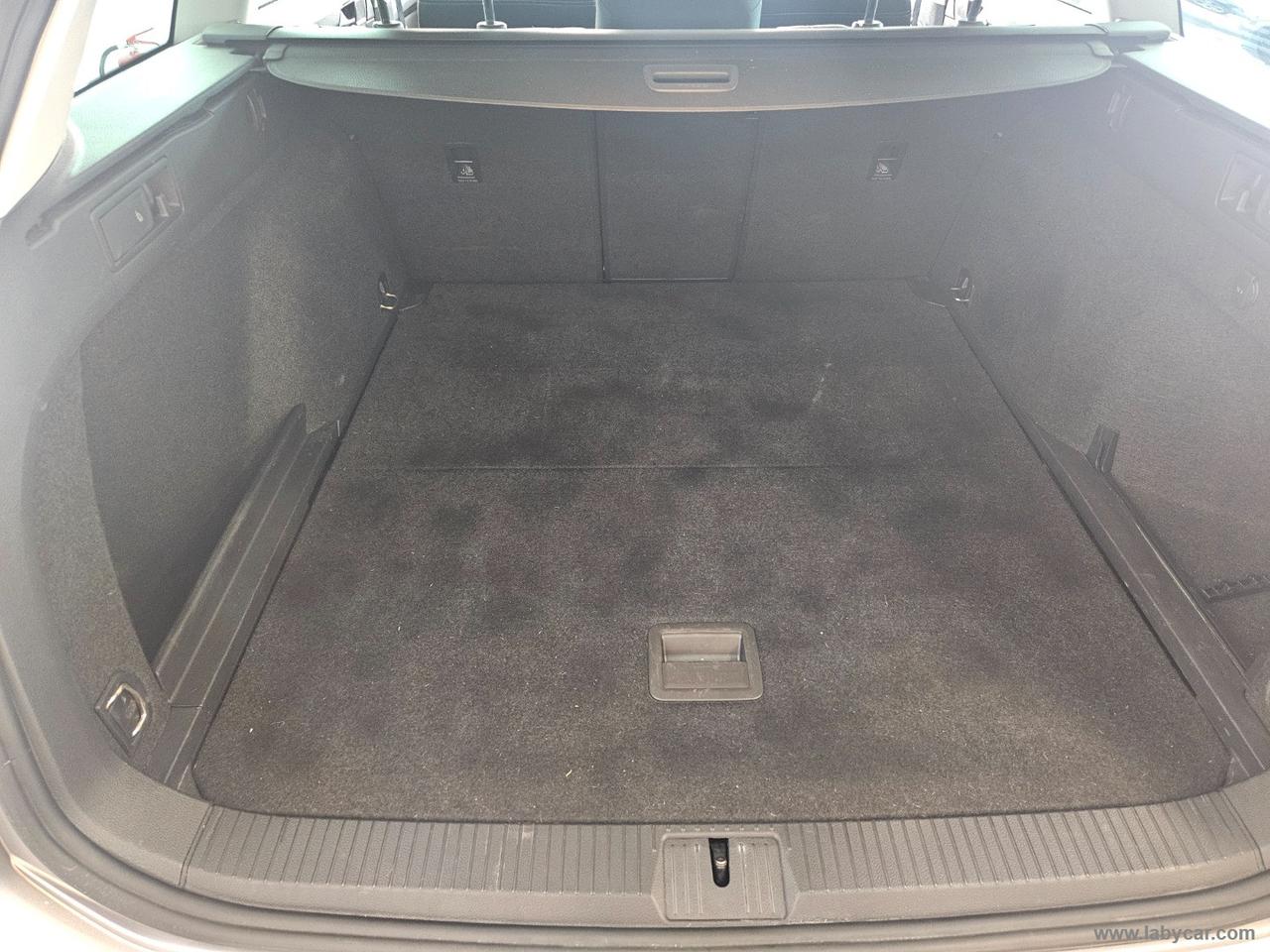 VOLKSWAGEN Passat Var. 2.0 TDI EVO DSG Business