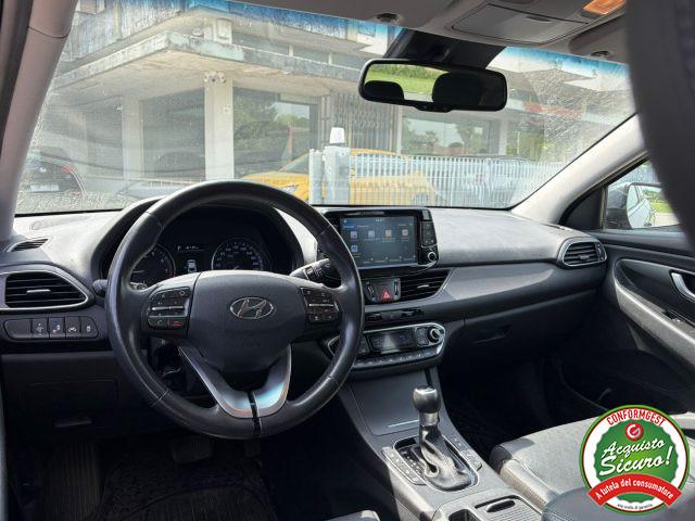 HYUNDAI i30 Fastback 1.4 T-GDI DCT Style Automatica