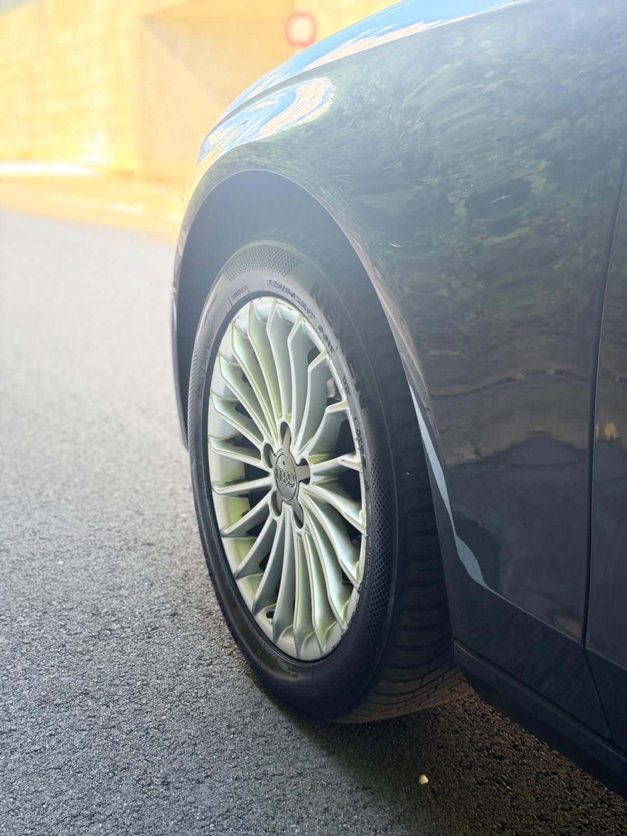 Audi A4 2.0 TDI 177 CV