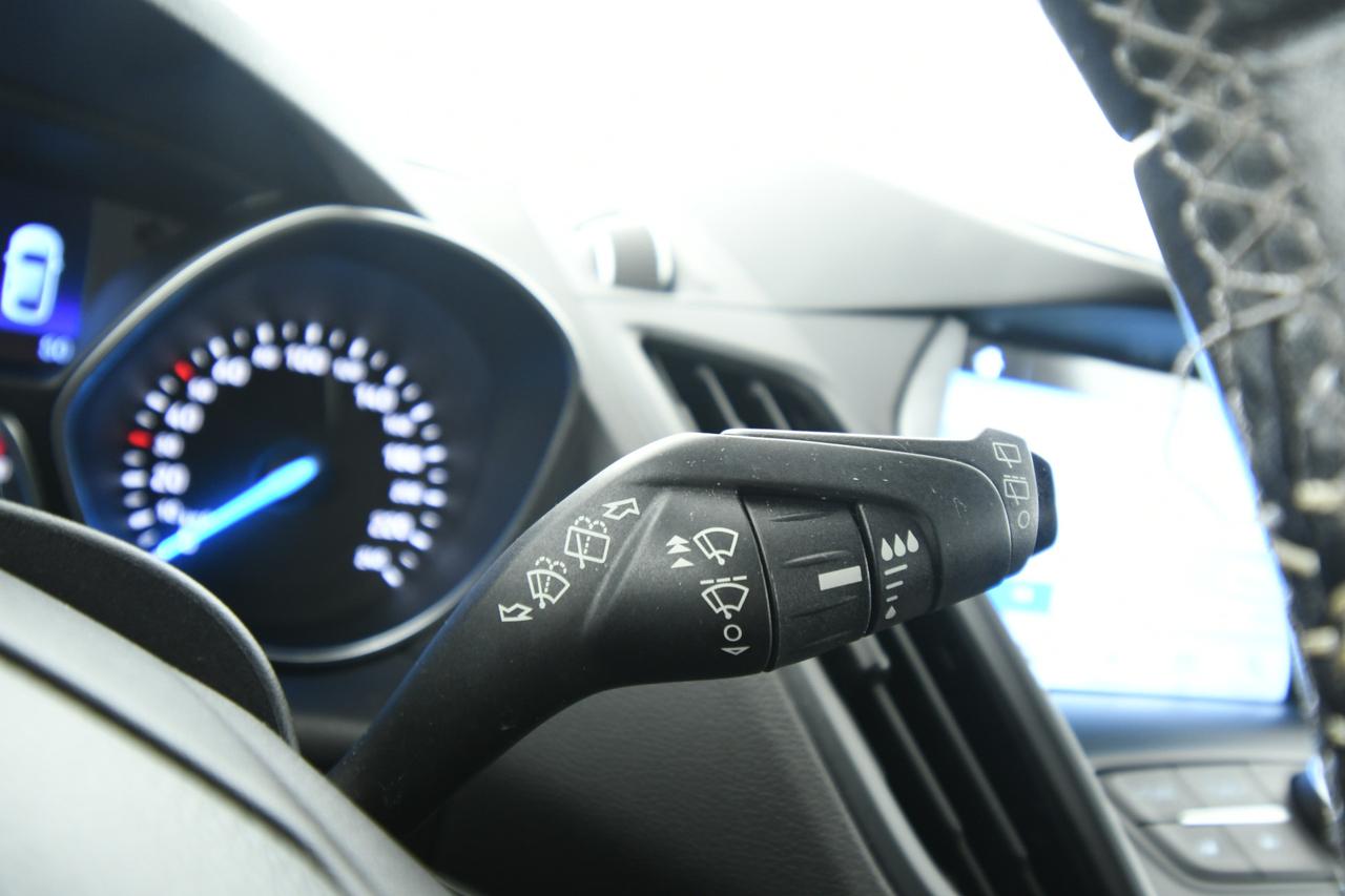 FORD Kuga 2.0 tdci ST-Line s&s awd 180cv powershift CAMERA+GANCIO TRAINO