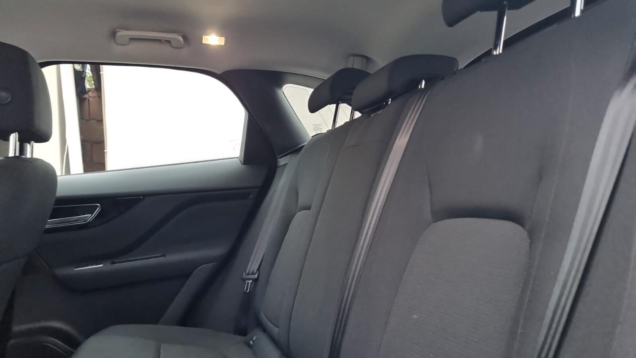 Jaguar F-Pace 2.0 D 240 CV AWD aut. Portfolio 177kw