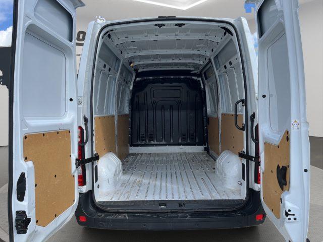 RENAULT Master T35 2.3dCi L2H2