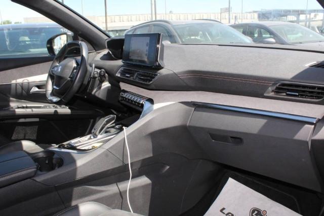 Peugeot 3008 II 1.5 bluehdi GT s&s 130cv AUTO con CarPlay