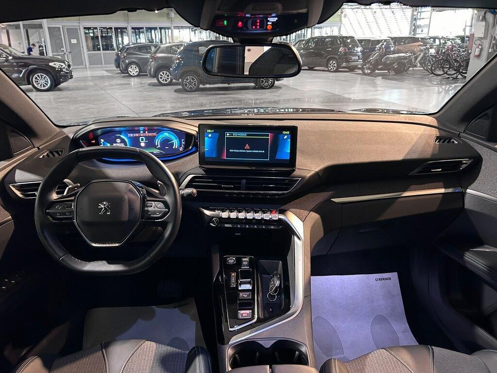 Peugeot 3008 1.6 HYbrid4 Allure Pack 4x4 e-EAT8