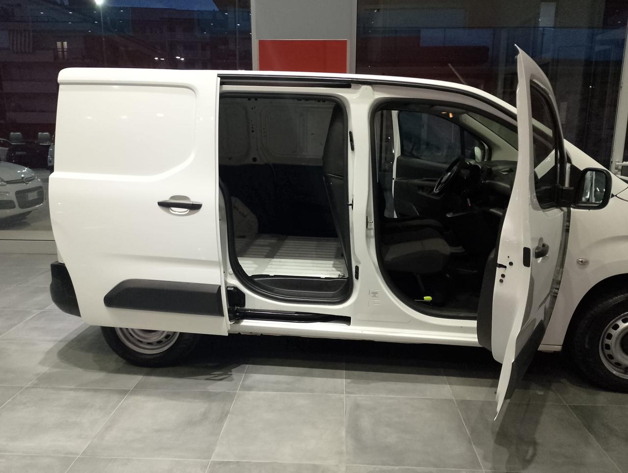Opel Combo CARGO 2020 4PORTE 3 POSTI FURGONATA 1.5 DIESEL 100CV EDITITION