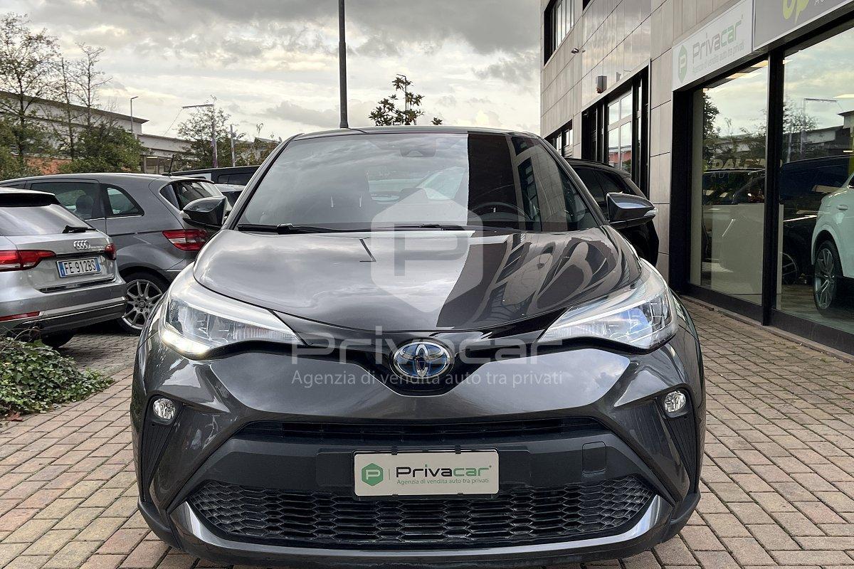 TOYOTA C-HR 1.8 Hybrid E-CVT Business
