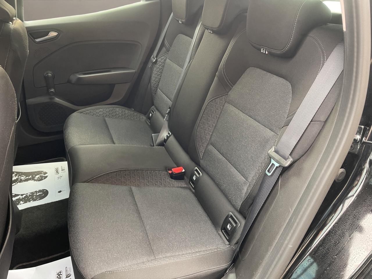 Renault Clio UNICO PROPRIETARIO - NEOPATENTATI