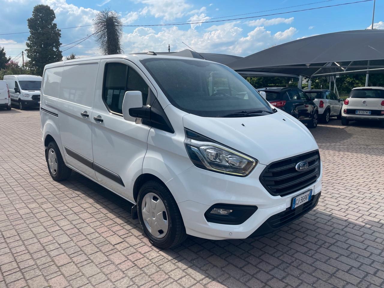 Ford Transit Custom 320 2.0 EcoBlue Hybrid 130 PC Furgone Trend