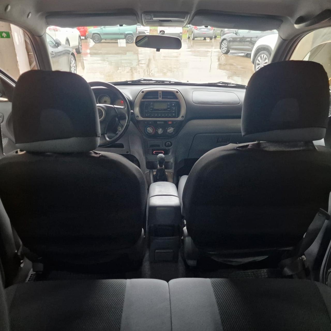 Toyota RAV 4 RAV4 2.0 Tdi D-4D cat 5 porte Sol 4x4