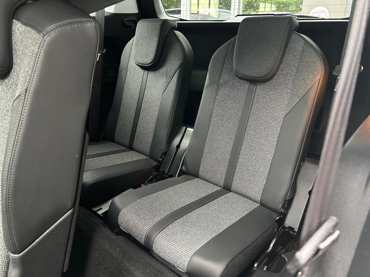 Peugeot 5008 BlueHDi 130 S&S EAT8 Allure