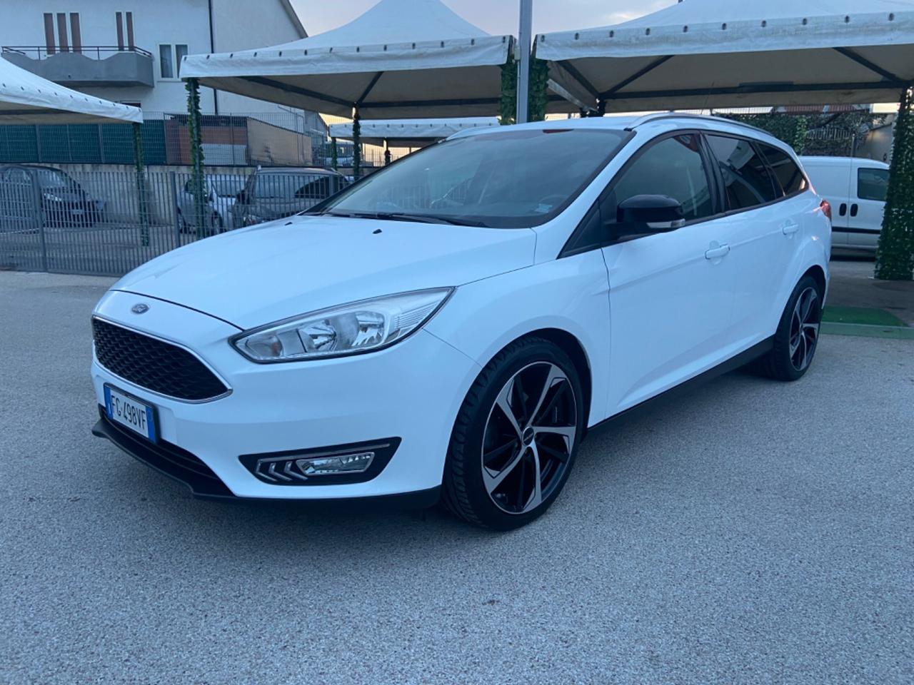 Ford Focus 1.5 TDCi 95 CV SW nuova garanzia12