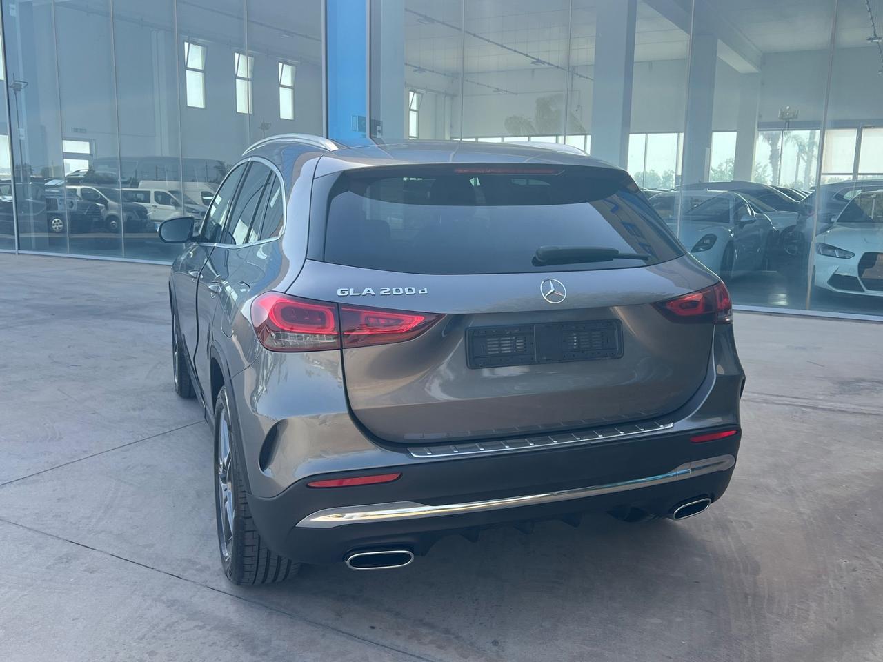 Mercedes-benz GLA 200 d Automatic Premium - possibilità noleggio no scoring