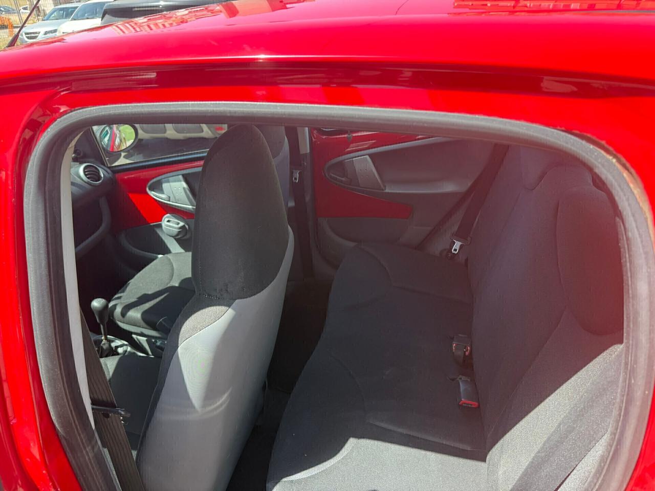 Toyota Aygo 1.0 12V VVT-i 5 porte