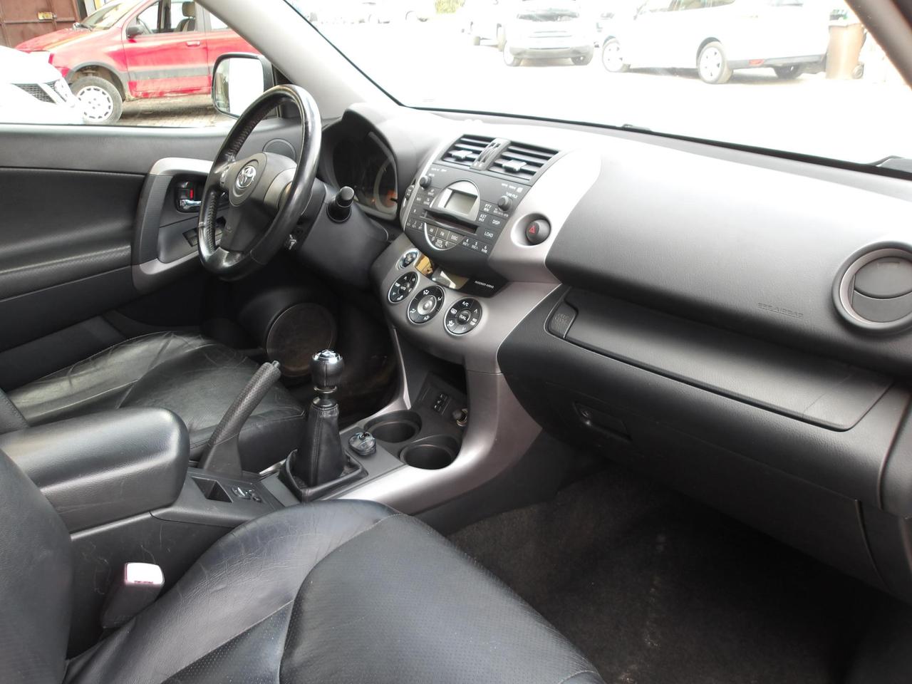 TOYOTA RAV 4 RAV4 2.2 D-4D EXCUTIVE 177 CV