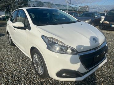 Peugeot 208 PureTech 82 5p. GPL Access
