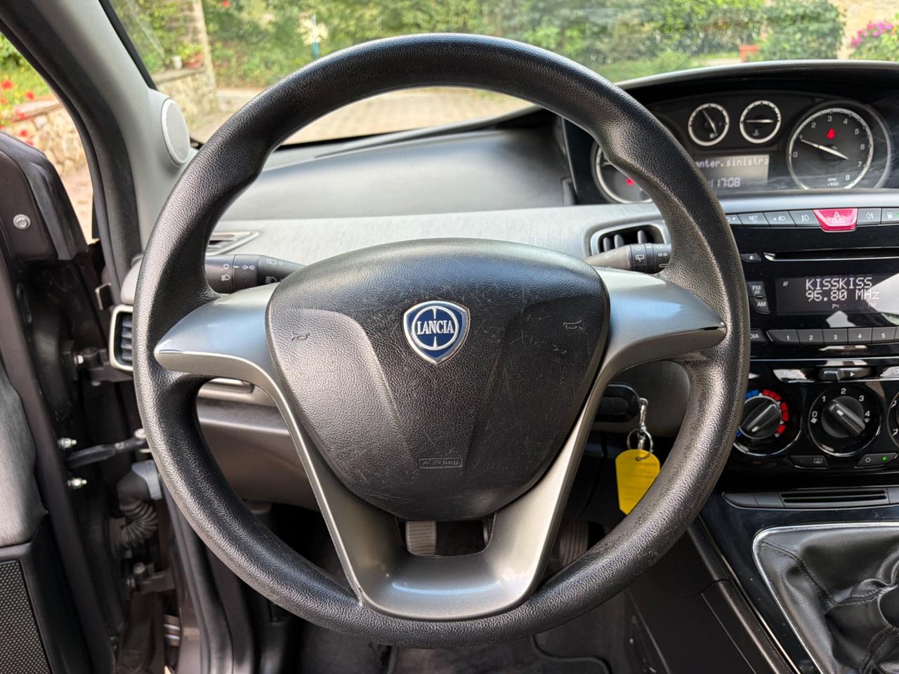 Lancia Ypsilon 1.2 69 CV 5 porte GPL Ecochic Gold
