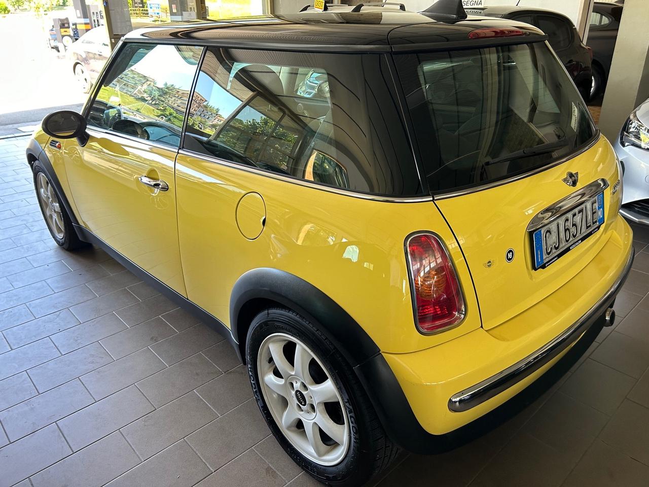 Mini Cooper 1.6