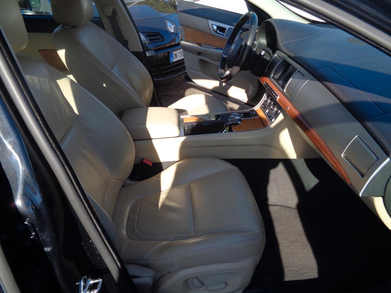 Jaguar XF 2.2 D 190 CV