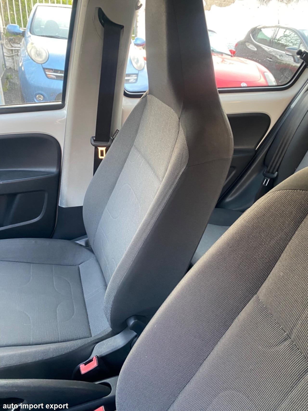 Volkswagen up! 1.0 EcoM GAS 2014 TAGLIANDATA