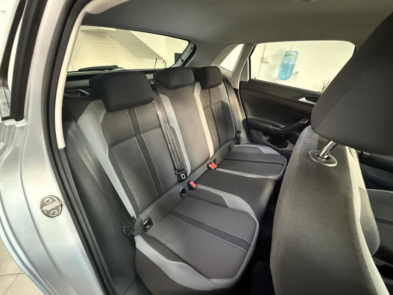 VOLSKSWAGEN POLO 1.6 TDI 95 CV R LINE UNI PRO