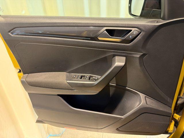 VOLKSWAGEN T-Roc 1.5 TSI Advanced Full LED 18" Camera AppConnect