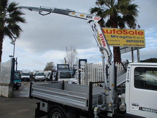 Nissan Cabstar 3000 TDI GRU STERN 025 4 SFILI+CAS