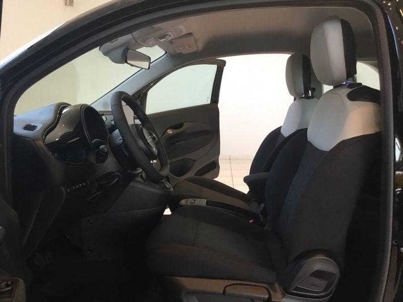 FIAT 500 Hybrid Hybrid Icon MY26 PACK COMFORT