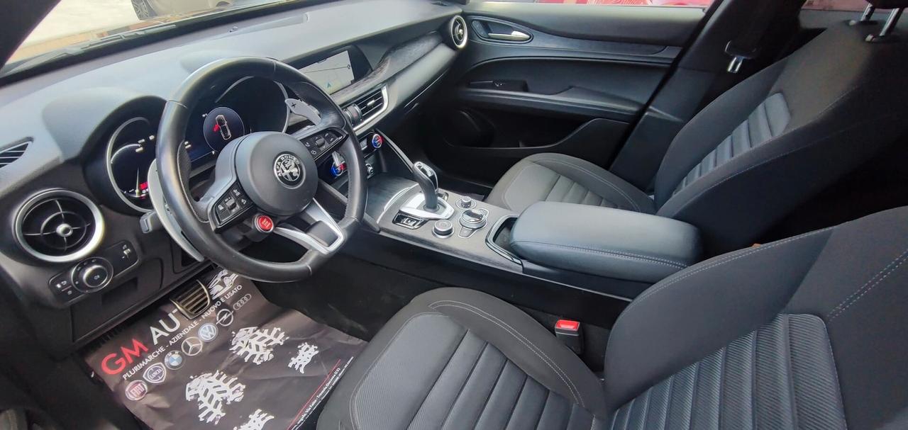 Alfa Romeo Stelvio restyling 2.2 diesel 2023