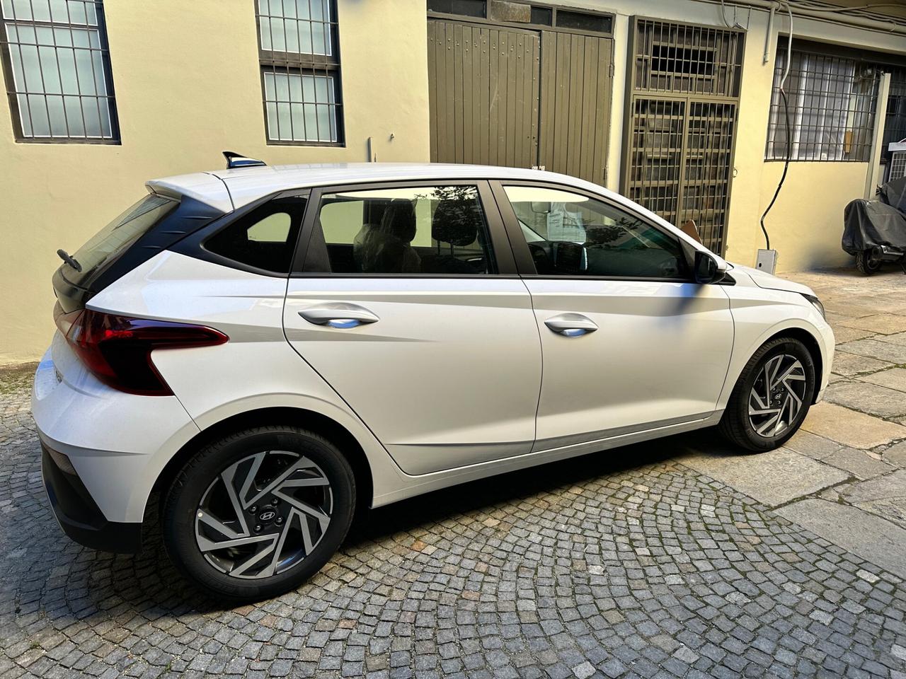 Hyundai i20 1.2 *MY25* ConnectLine Km0