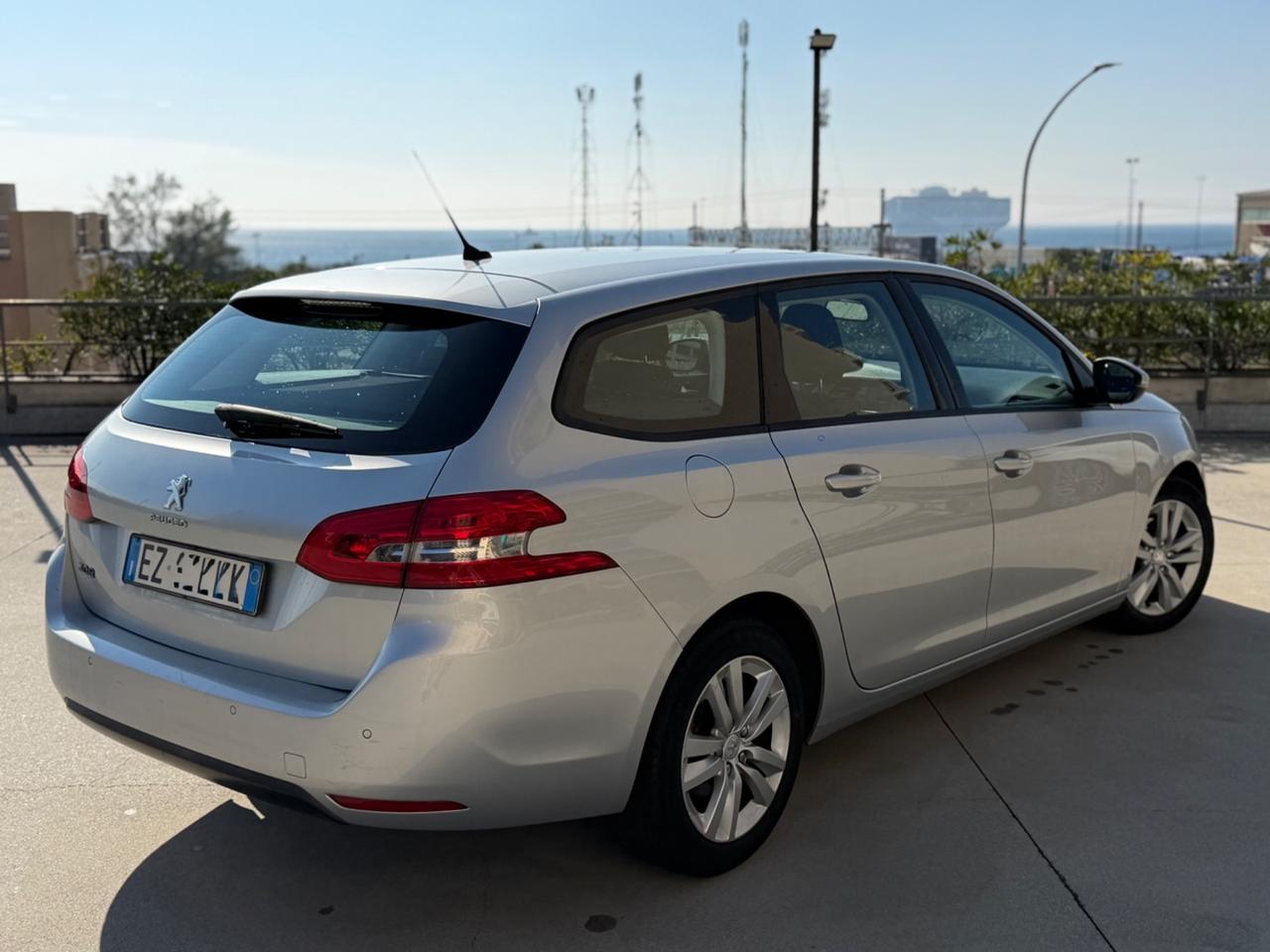 Peugeot 308 1.6hdi 92cv euro5 - 2014 unico proprietario