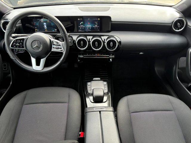 MERCEDES-BENZ CLA 180 d Automatic