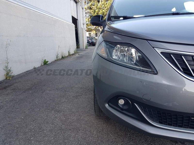 Lancia Ypsilon Ypsilon 1.0 firefly hybrid Platino s&s 70cv