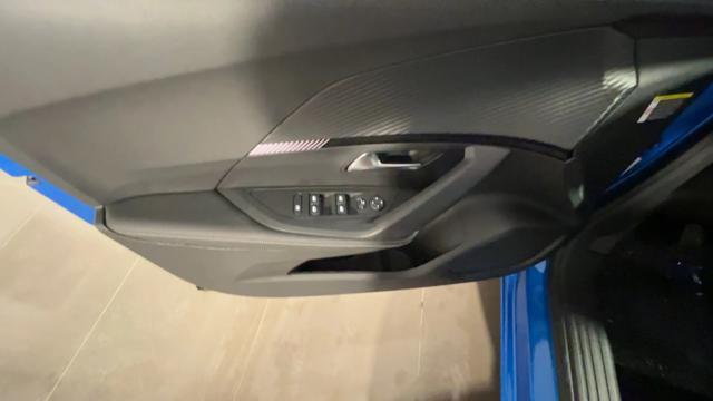 PEUGEOT 2008 PureTech 100 S&S Allure - NUOVO MODELLO!