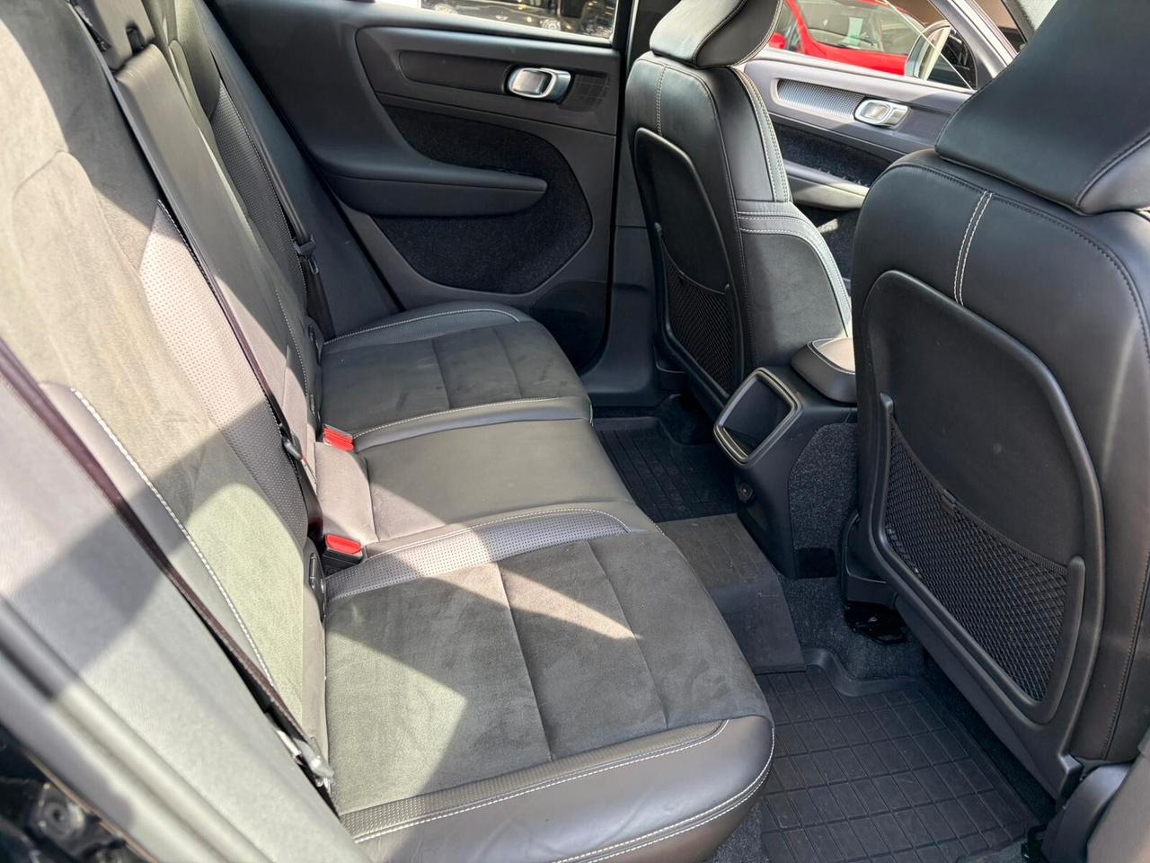 Volvo XC40 D3 Geartronic R-design*EURO6*NAVI