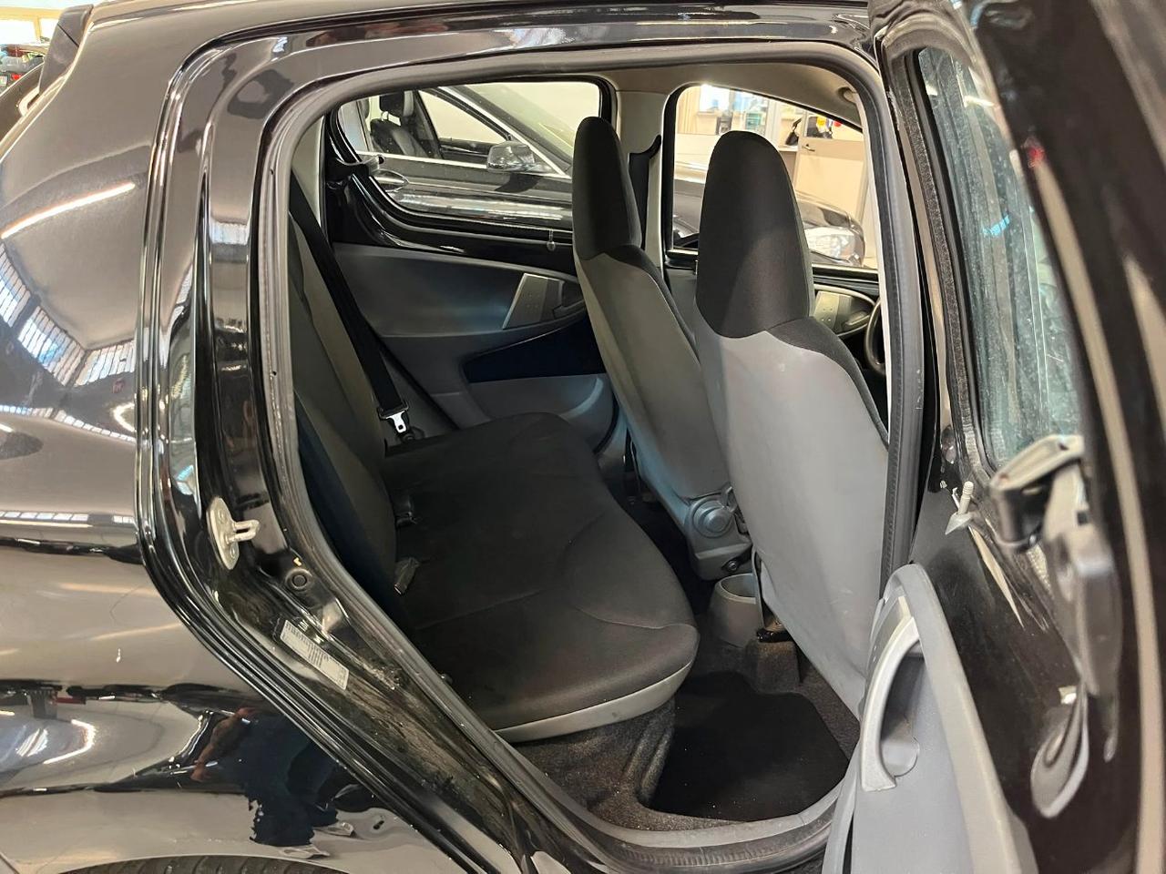 Toyota Aygo 5 Porte Aygo 5p 1.0 Now